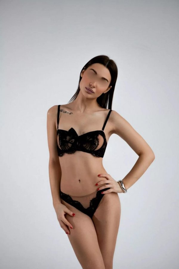 54ef47d9-5b4f-4f54-ab89-c5041d1b3eb0.jpg